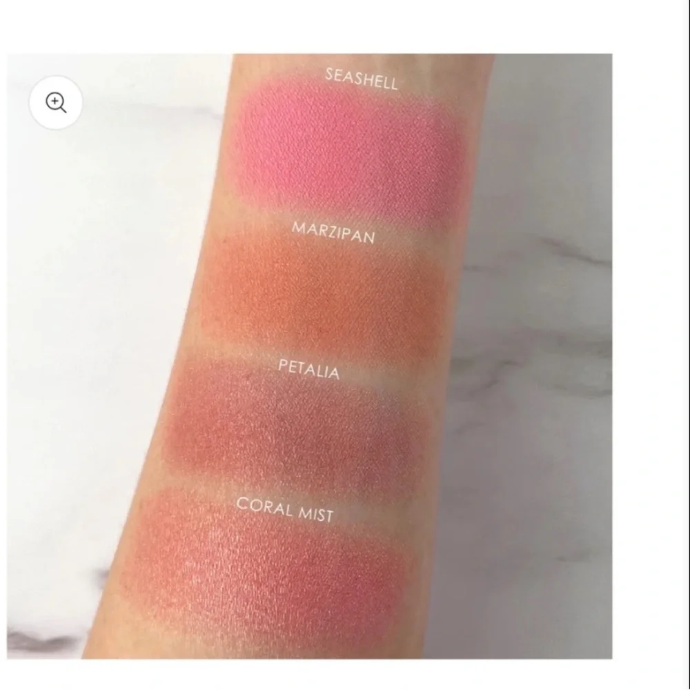 SERAPHINE Botanicals Soft Sculpting Blush in Coral Mist NWT